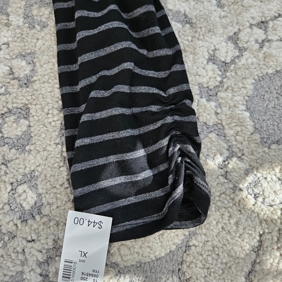 Westport-Black & White Striped Knit Cross Strap rouched mid sleeves SZ L NWT - Picture 7 of 9